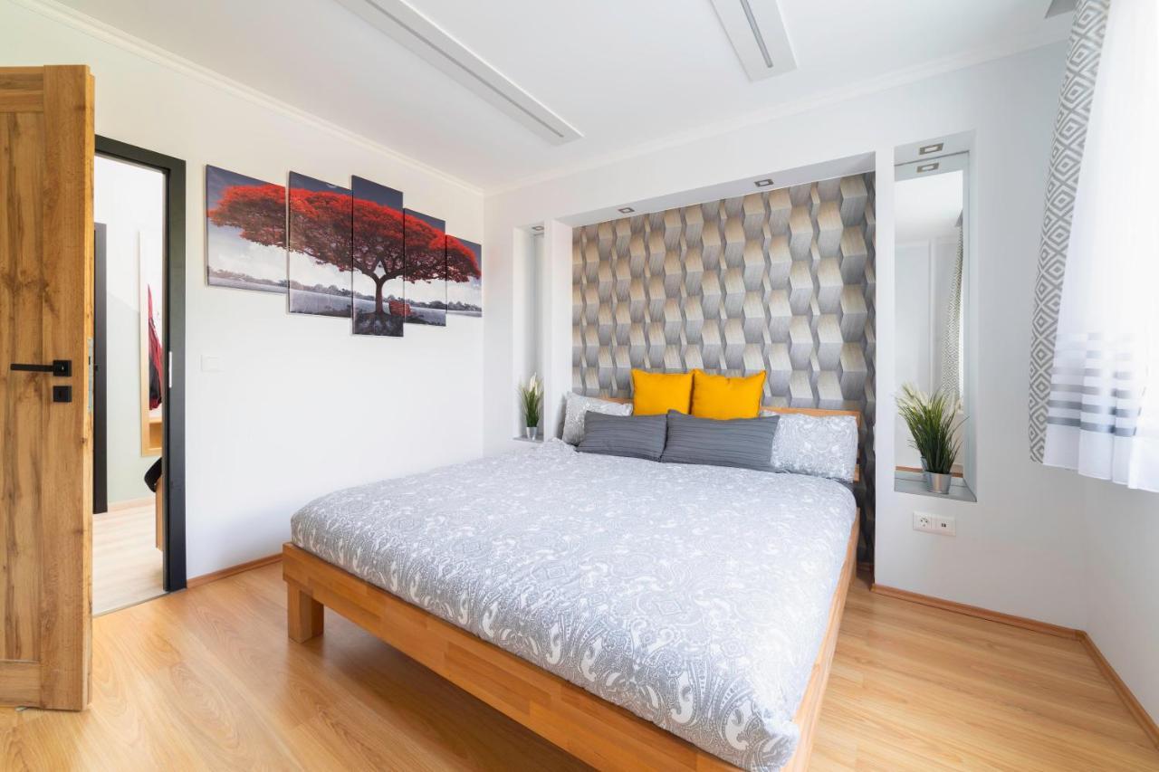 Comfort 66 - Real-Life 3-Room Family Stay With 4 Beds Miskolc Exterior foto